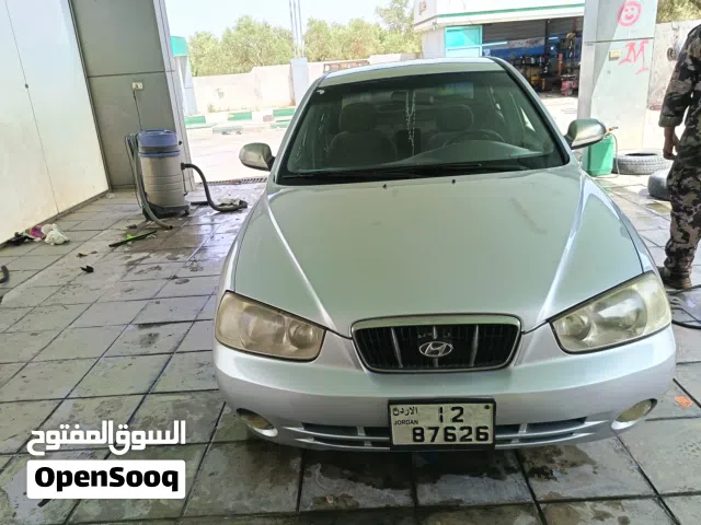 2001 هيونداي افانتي