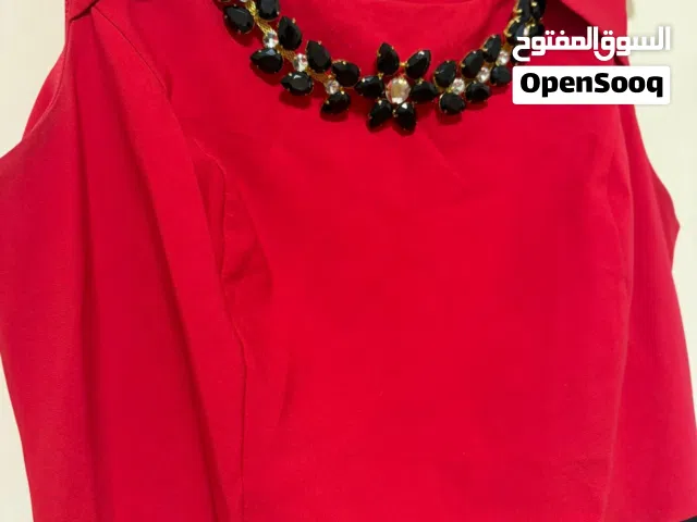 فساتين للبيع