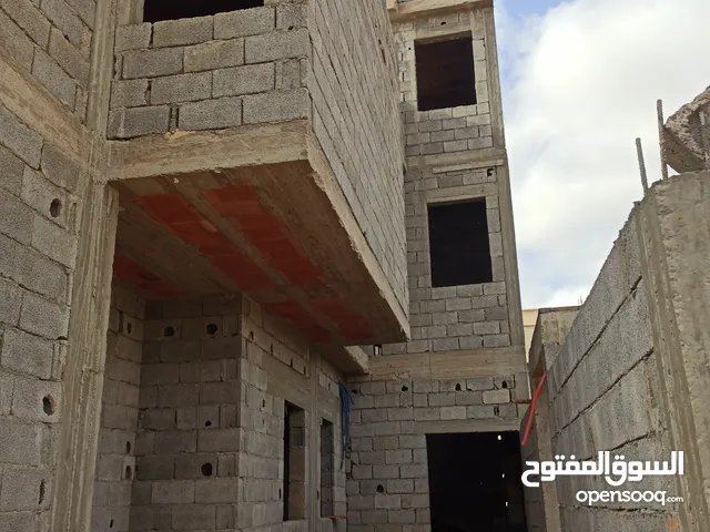 426 m2 More than 6 bedrooms Villa for Sale in Tripoli Ain Zara