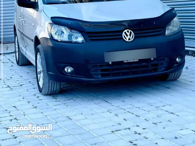 كادي 2012 للبيع او للبدل على جيب سورينتو او سنتافي موديل 2016 او2017 فل إضافات و7 ركاب