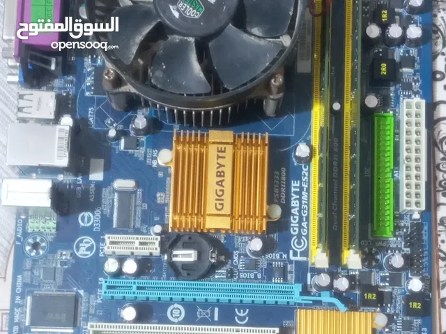 مذربورد كيكابايت مع معالج انتل سيلرون + مبرد معالج + رامات ddr2_4g_2+2 شغال مفحوص بدون اي خلل 20 الف