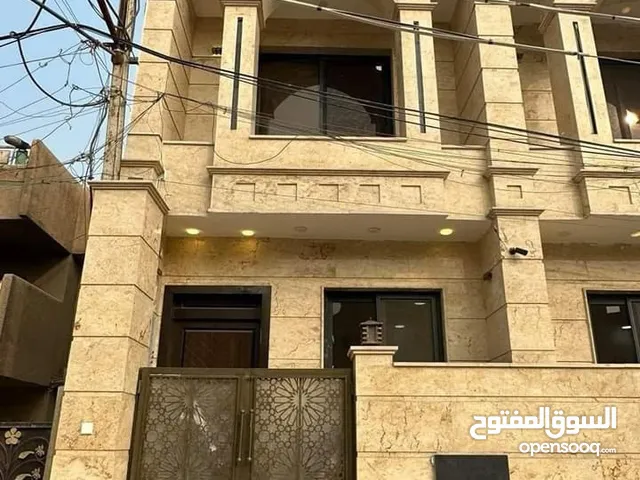 64m2 3 Bedrooms Townhouse for Sale in Baghdad Saidiya