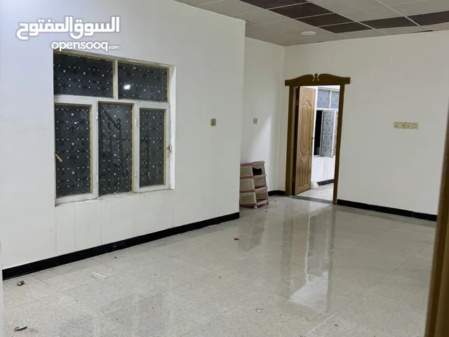 100 m2 3 Bedrooms Townhouse for Rent in Basra Tannumah