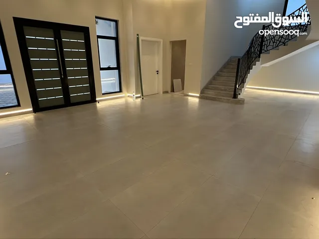 متوفر فيلا الايجار الشامخه الريمان