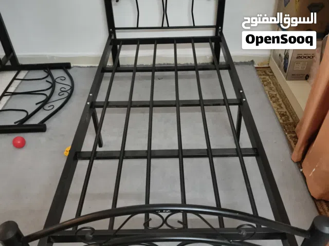 تخت حديد عدد 2