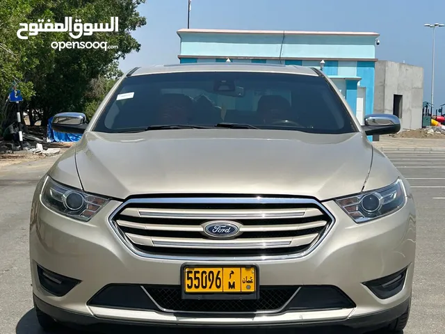 Ford Taurus 2017 in Al Batinah