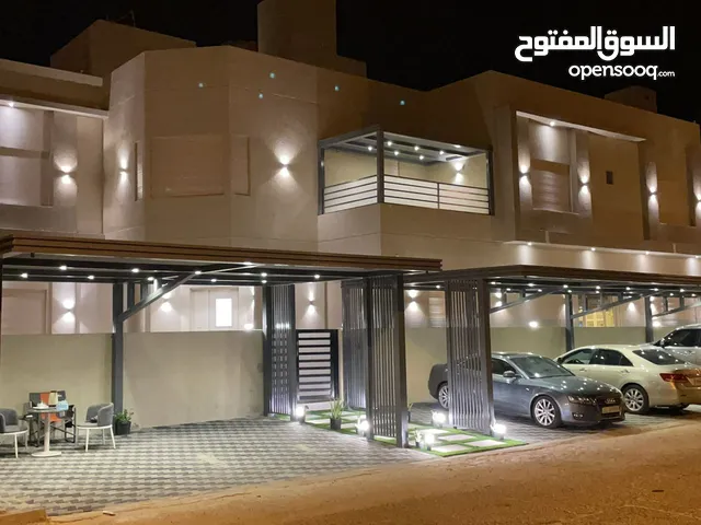 755 m2 More than 6 bedrooms Townhouse for Sale in Al Ahmadi Wafra residential
