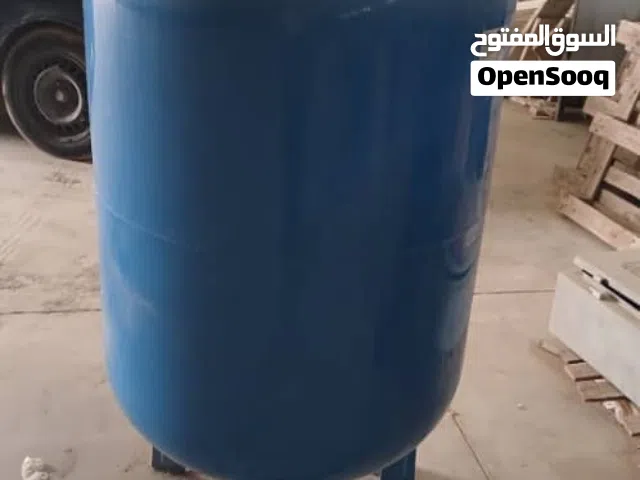 خزان هواء ايطالي مستعمل نظيف