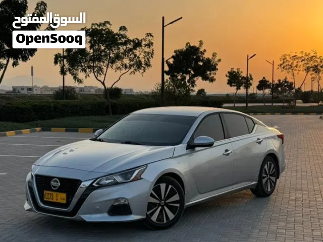 2019 نيسان التيما SV