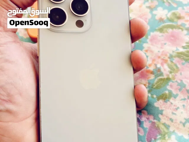 للبيع iPhone 16 Pro Max لون الابيض الفضي المميز – نظيف جدًا حالة ممتازة ومعفي من الضرايب وسعر مغري