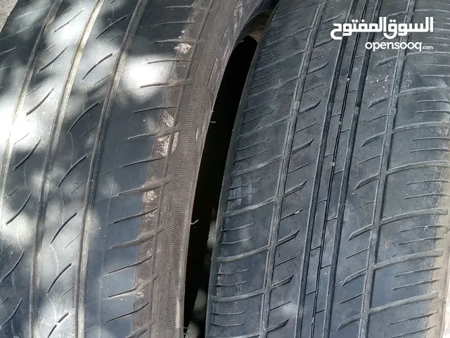 عجلين 165/60R14 بحالة الجديد