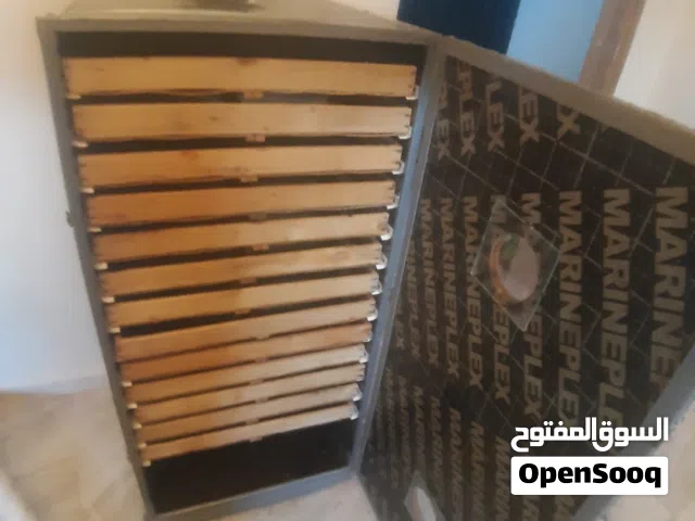 فراخة/فقاسة تشيل 1300 دحيه مدة التفقيس 21 يوم