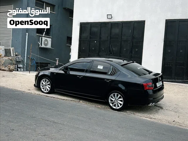سكودا اوكتافيا ترخيص 2015  اصل برايفت  ماشية 190 الف  دهان شركة