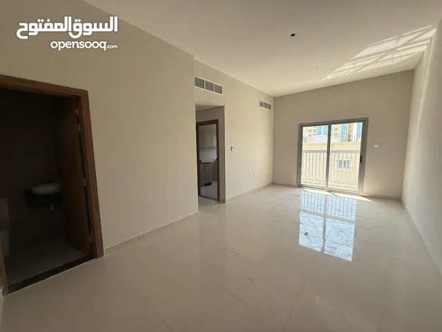 140 m2 3 Bedrooms Apartments for Rent in Ajman Al Naemiyah