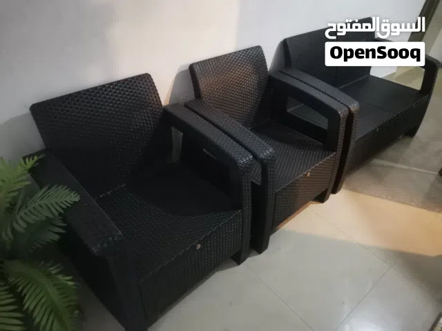 طقم كرسي بلاستيك للحدائق