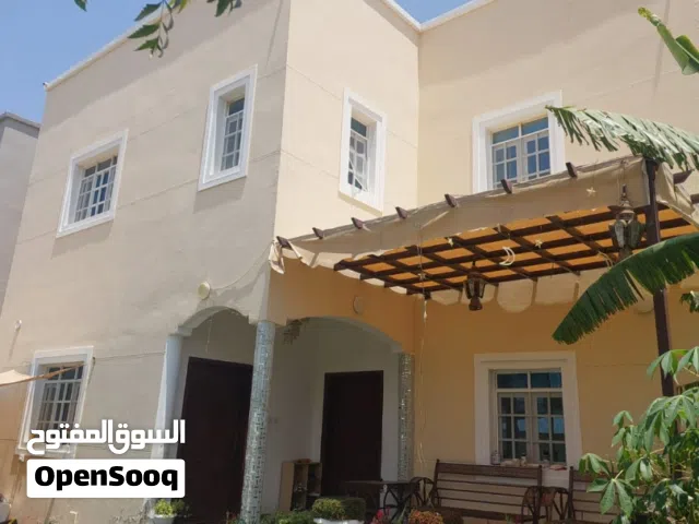 312 m2 More than 6 bedrooms Villa for Sale in Muscat Seeb