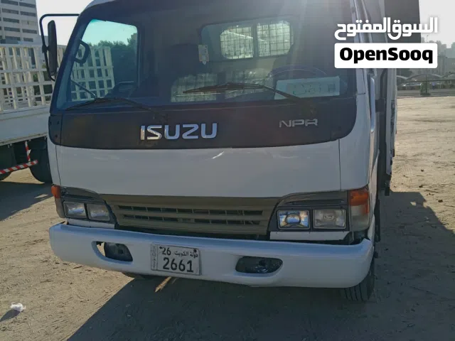 ايسوزو هاف لوري للبيع 2004