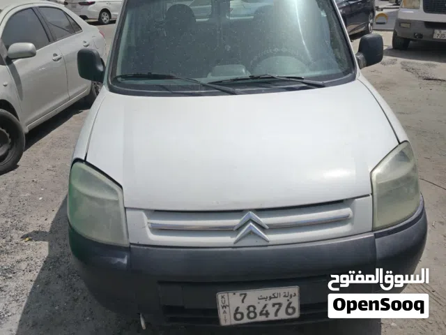 سيارة ستيروين كروسير 2006، صالون/سيدان، أبيض، أوتوماتيك، خليجية، مستعملة بحالة ممتازة