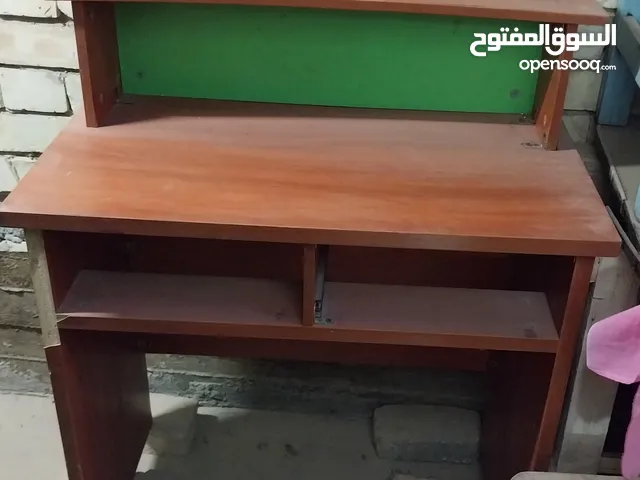 ميز حاسبة متعدد الاستخدام نظافة متوسطة كما في الصور ... السعر 28 فقط