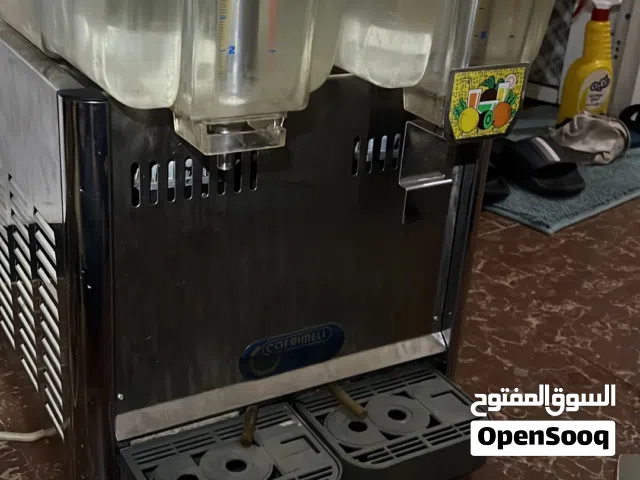ثلاجه عصيرات ايطالي بحاله جيده