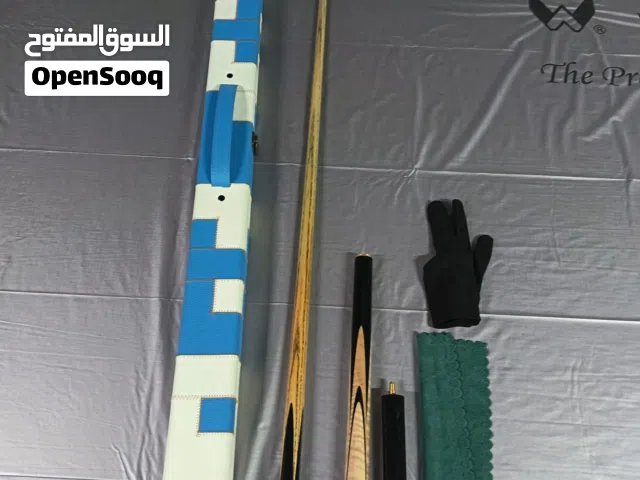 للبيع عصا سنوكر وبلياردو بحالة جيدة