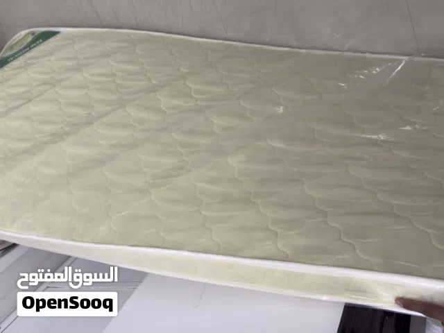 Single bed mattress
