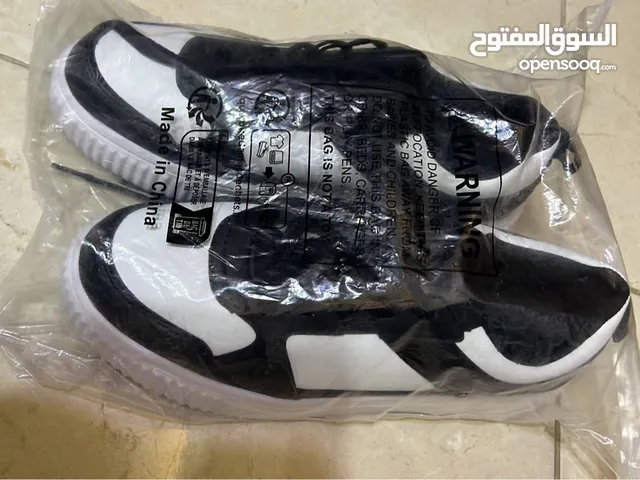 41 Slippers & Flip flops in Amman
