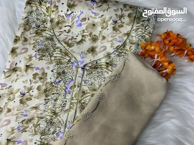 مخورات امارتي فخمة حرير مع الطرحة
