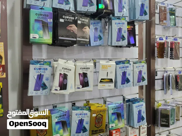 ديكور محل جوالات بدون الاكسسوارات للعلم الديكور فقط