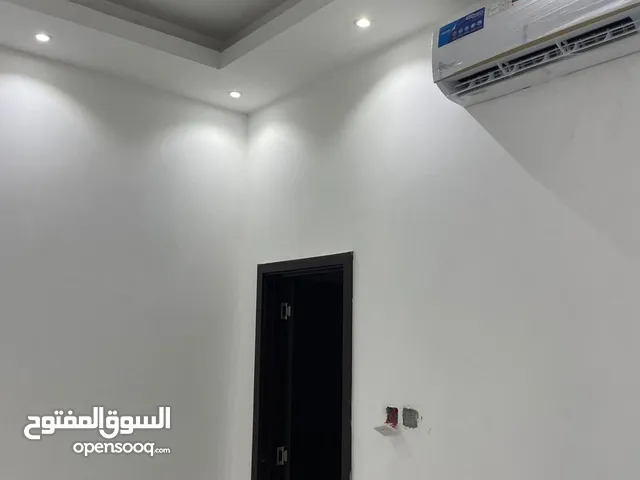 فلا فاخره الأجار السنوي