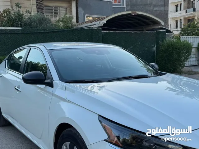نيسان جديده جدآ للبيع