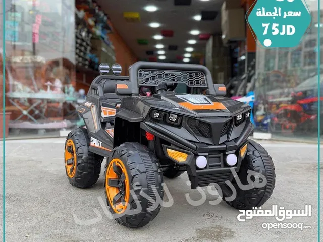 سيارة شحن 4 ماتور مع روموت كنترول و هزاز و موسيقى والعديد من المواصفات تناسب عمر 1سنة الي 8 سنوات