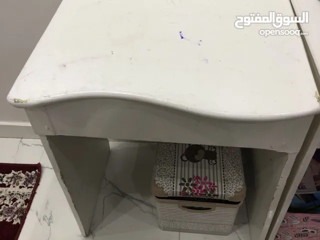 مكتب اطفال مستعمل للبيع