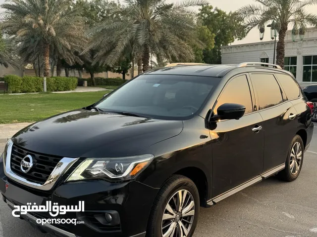 Used Nissan Pathfinder in Al Ain