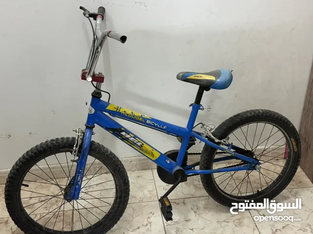 سيكل للشباب او دراجه هوائيه من عمر 12 سنوات الي 18 حسب الطول التواصل واتس آب لعدم التفرغ