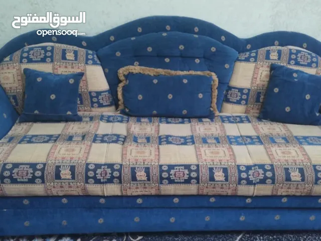 طقم كنب مستعمل عشر مقاعد بحاله جيده السعر قابل للتفاوض