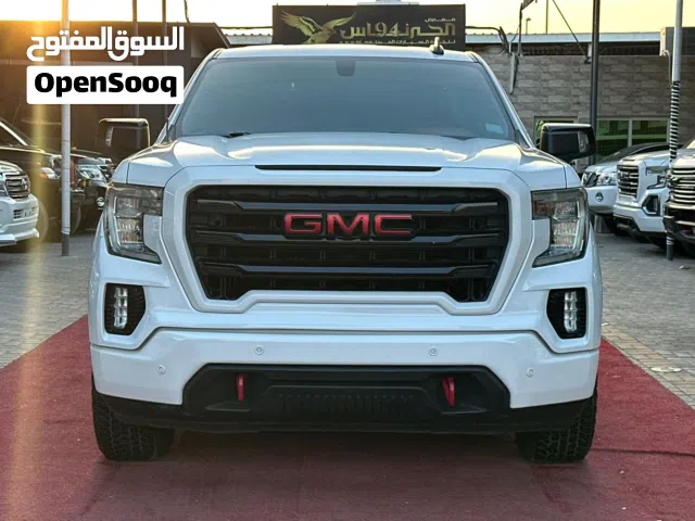 2020 جي إم سي سييرا 1500 SLT