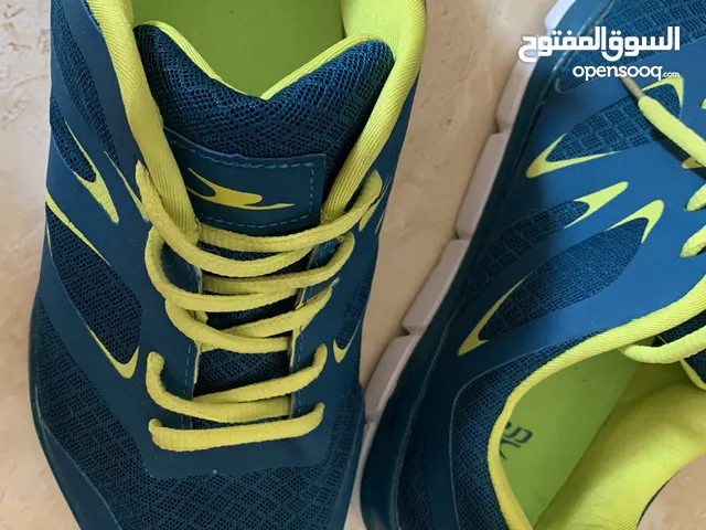 44 Sport Shoes in Irbid