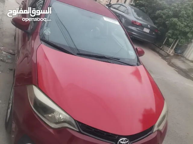سيارة كورلا موديل 2015