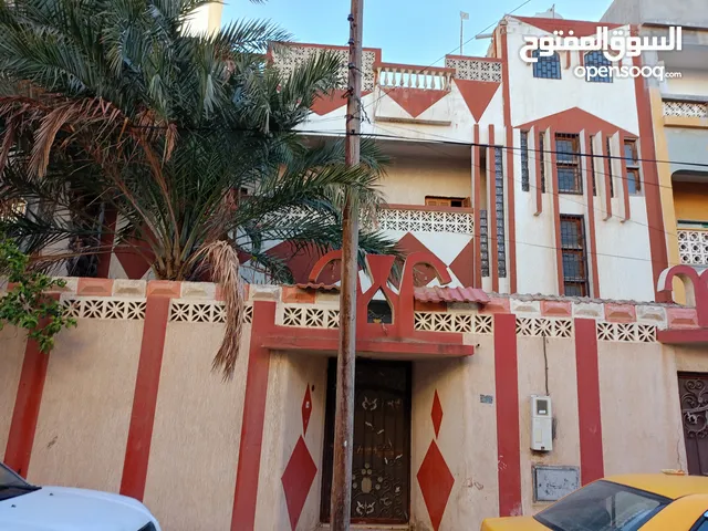 200m2 More than 6 bedrooms Villa for Sale in Tripoli Abu Saleem