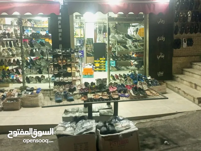 محل أحذية للبيع في طبربور موقع مميز