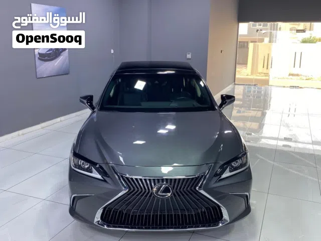 Used Lexus ES in Muscat
