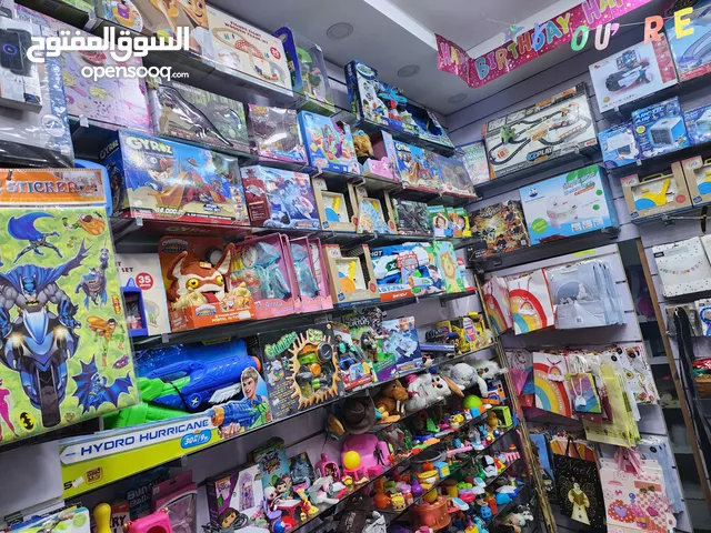 بضاعة محل كامل أوروبية مع تجهيزات محل كامل للبيع