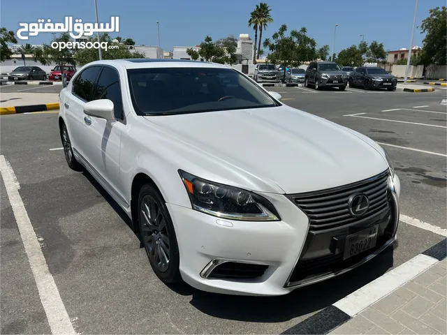 Used Lexus LS in Sharjah