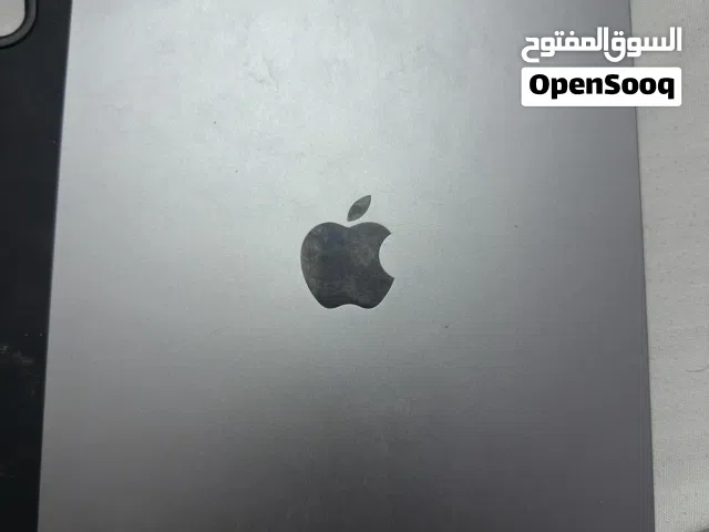 Apple iPad Pro 11 128 GB in Al Sharqiya