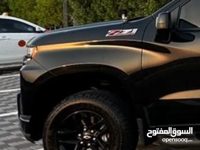 للبيع رنجات سلفرادو 2021 مع تواير مقاس18