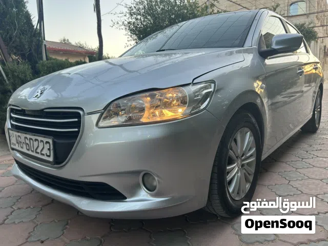 2017 بيجو 301 Active