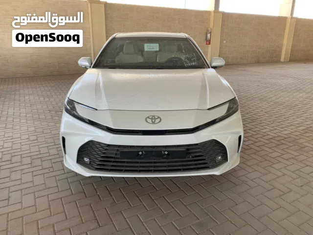 2025 Toyota Camry E Plus HEV