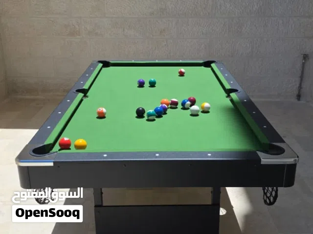 بلياردو 7 قدم جديد بالكرتونه خشب قابل للطي فاخرة مع كامل الاغراض