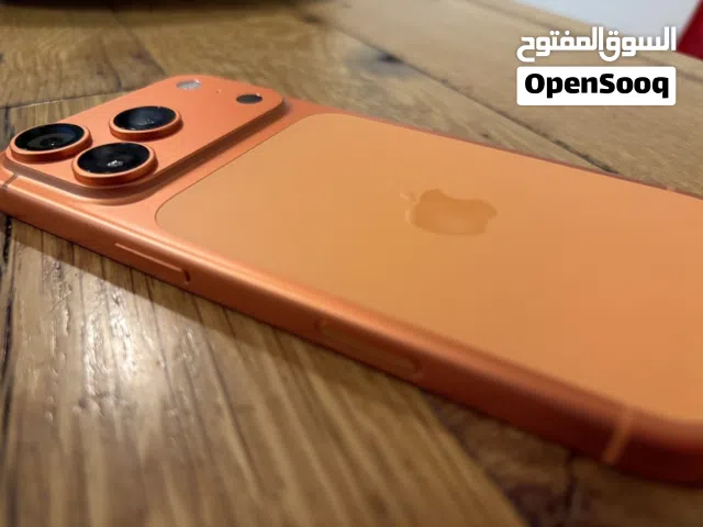 ايفون 17 برو 1 تيرا شرق اوسط esim مستعمل 4 اشهر مع الكرتونة